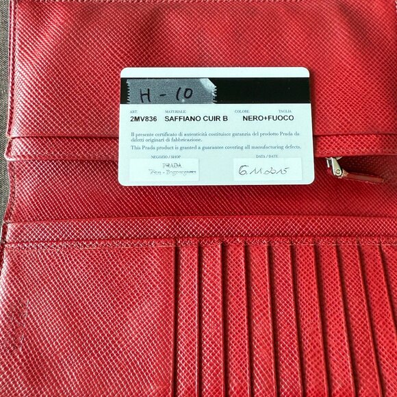 Prada Black Saffiano Leather Wallet - Picture 7 of 7